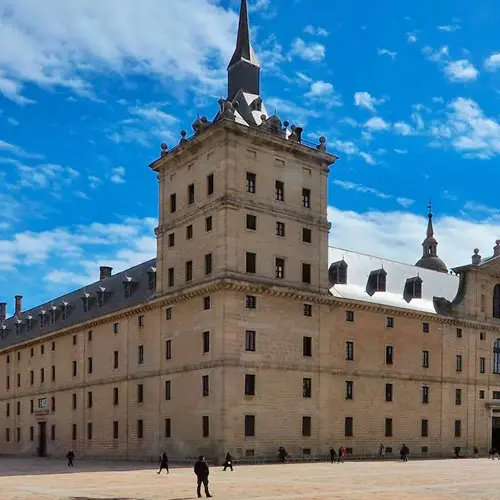 The Yellow Tours - Destino: Escorial